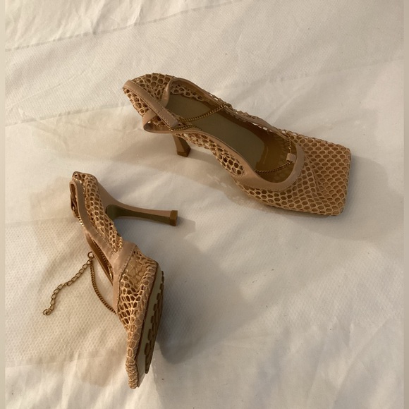 Bottega Veneta Stretch Pumps - Picture 7 of 14